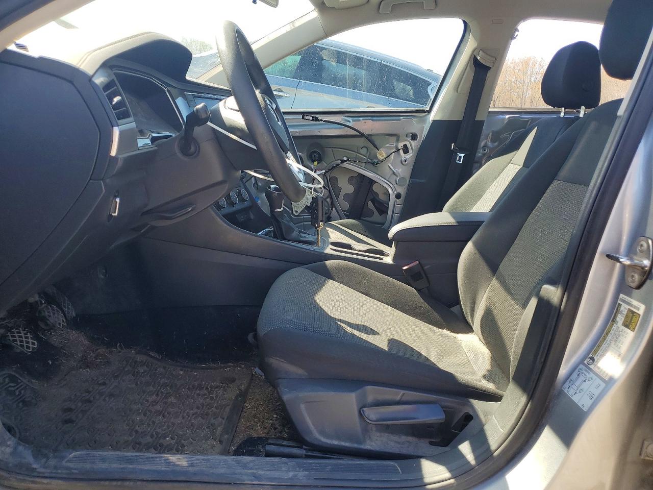 Volkswagen Jetta S