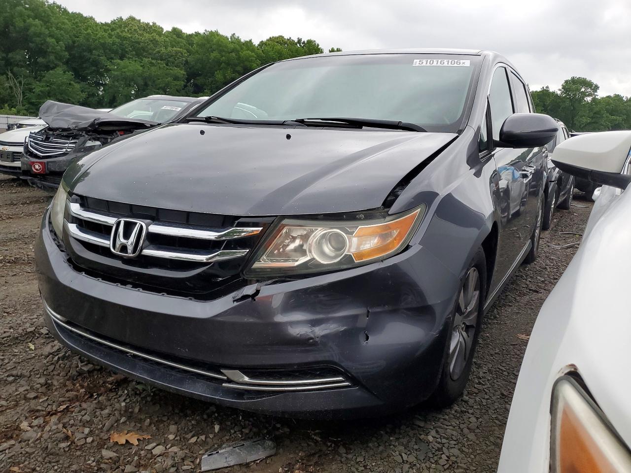 Salvage Honda Odyssey Image