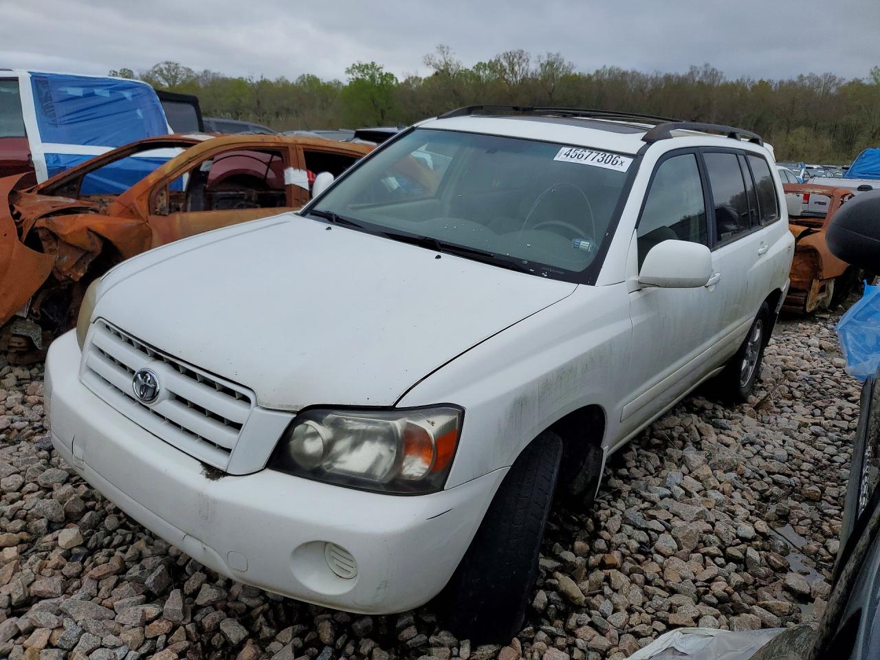 Salvage Toyota Highlander Image