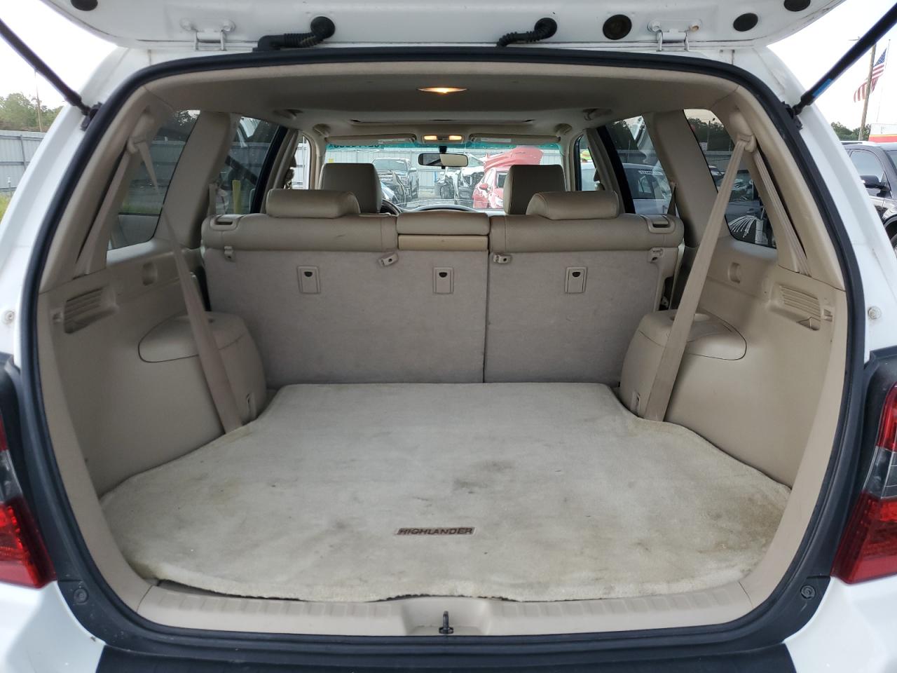 Toyota Highlander Sport
