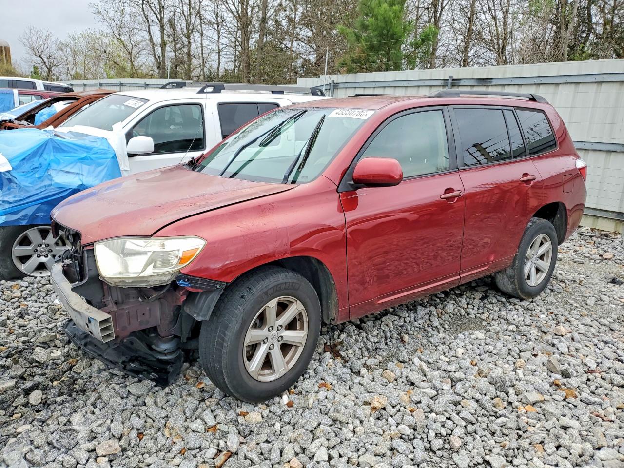 Salvage Toyota Highlander Image