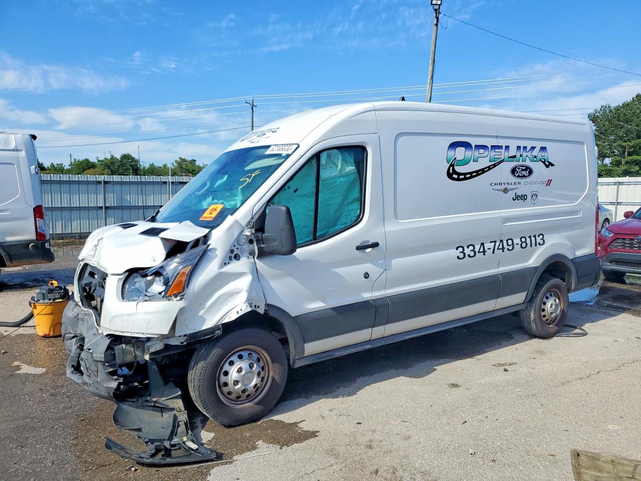 Salvage Ford Transit Image