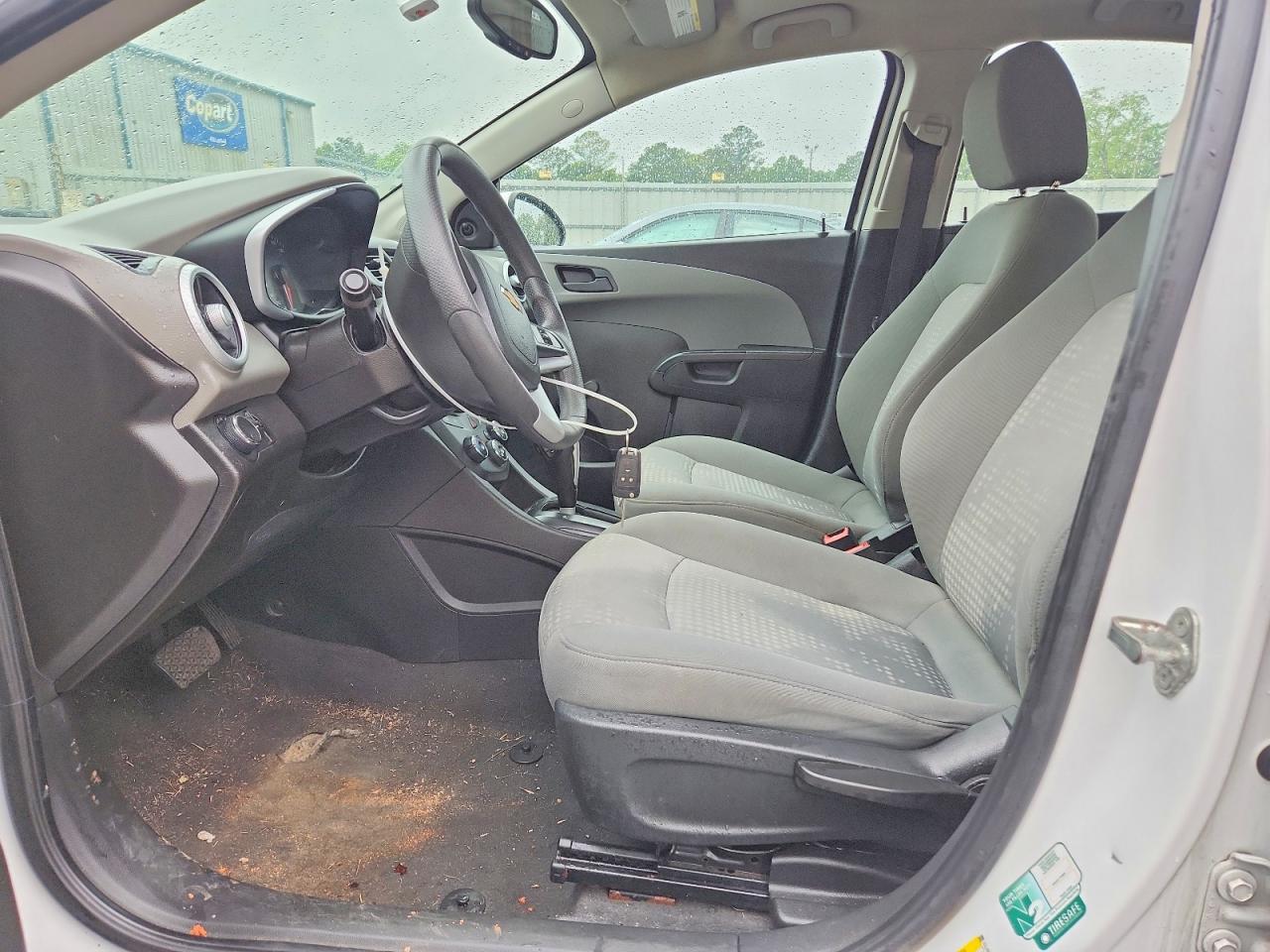 Chevrolet Sonic Ls