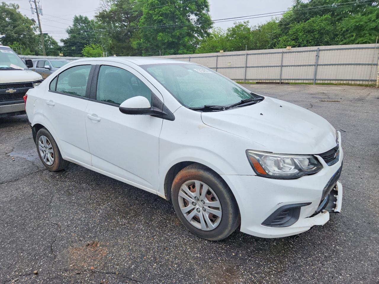 Chevrolet Sonic Ls