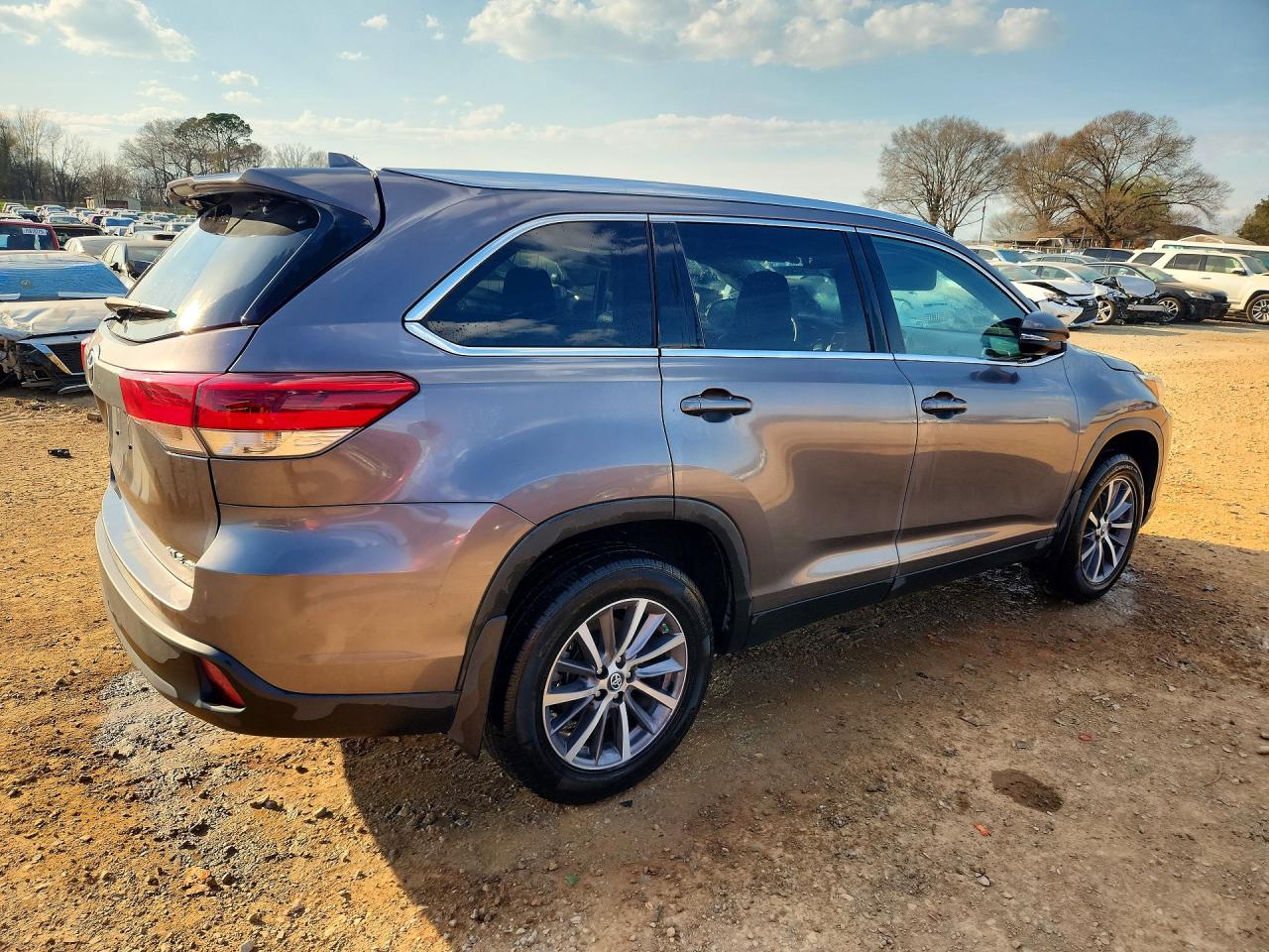 Toyota Highlander Xle