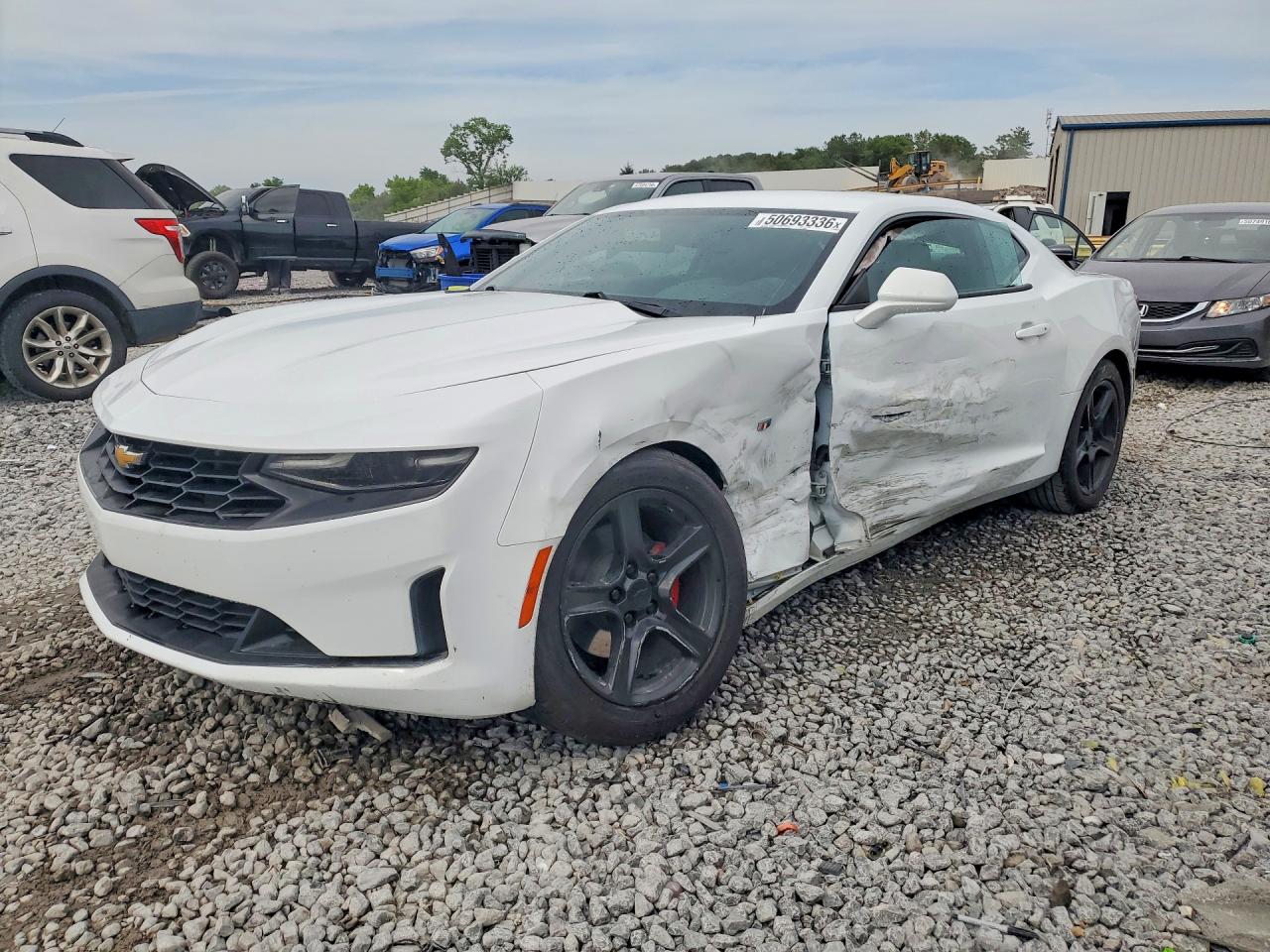 Salvage Chevrolet Camaro Image