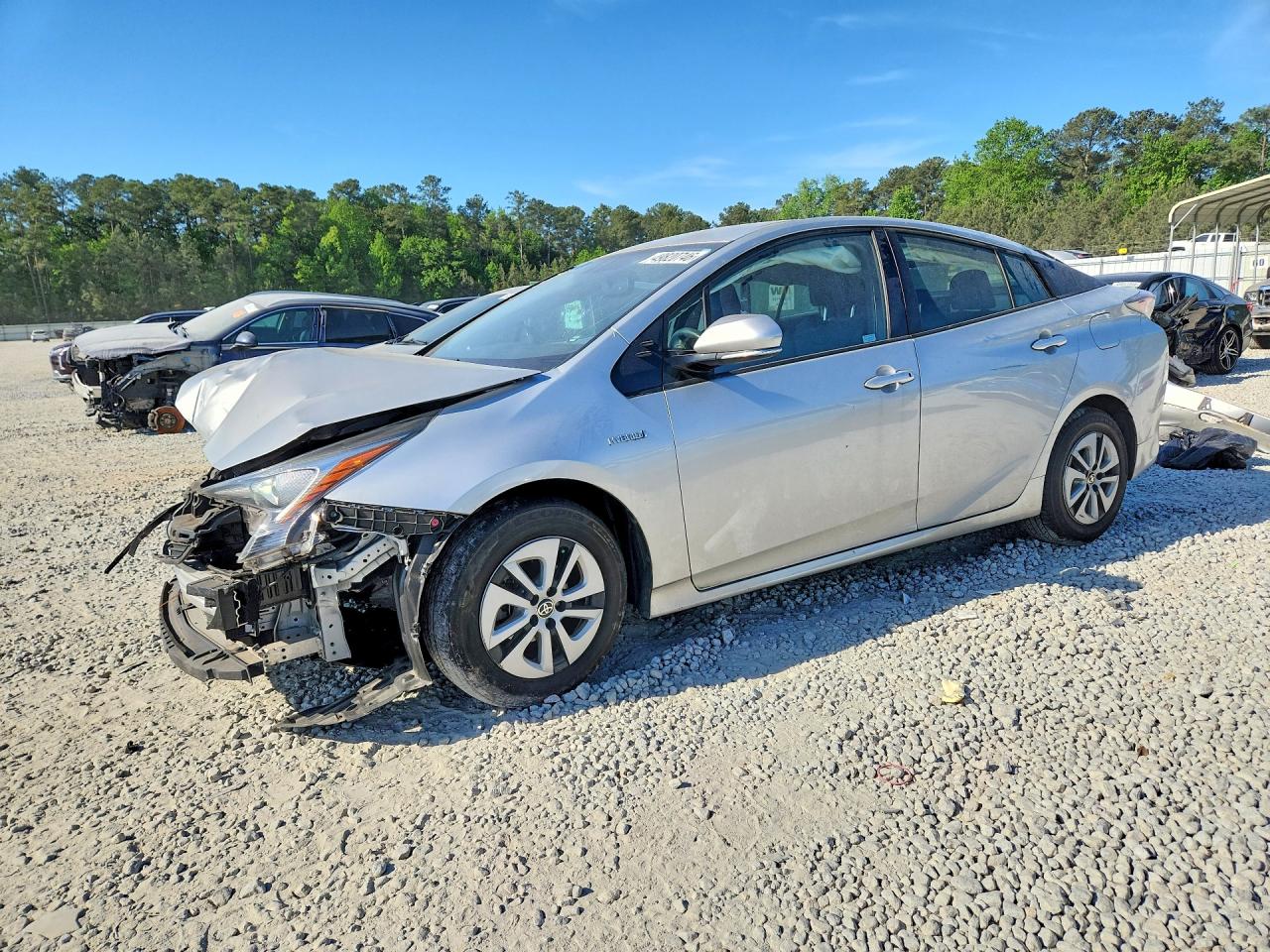 Salvage Toyota Prius Image