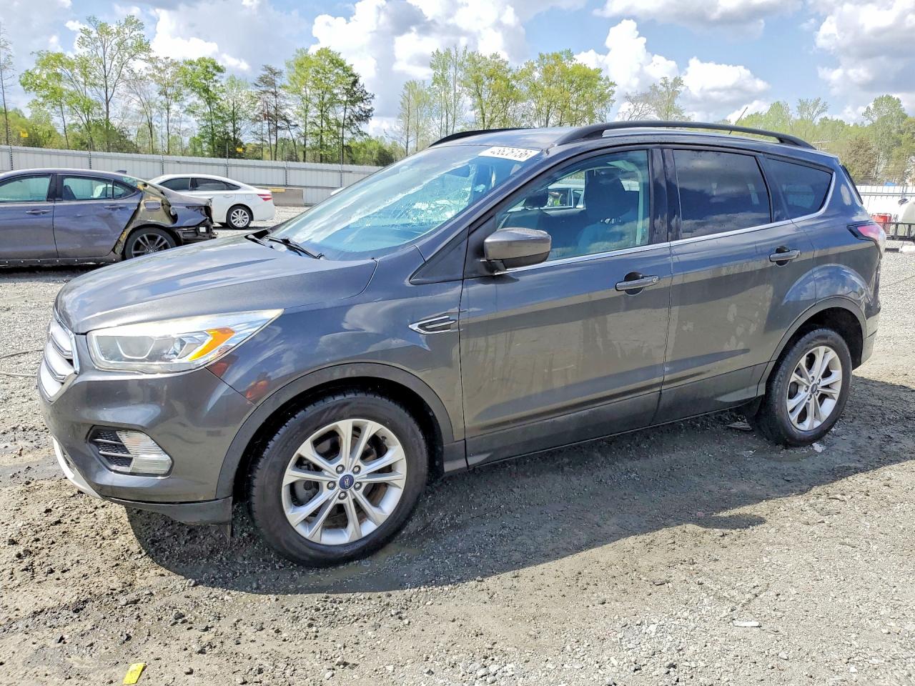Salvage Ford Escape Image