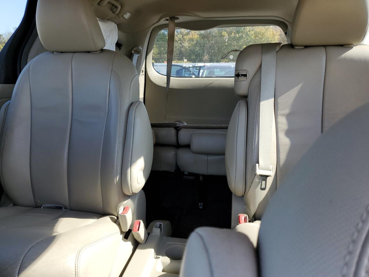 Toyota Sienna Xle