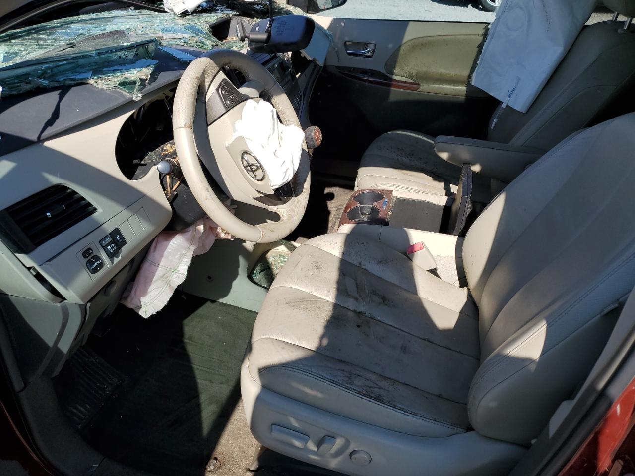 Toyota Sienna Xle