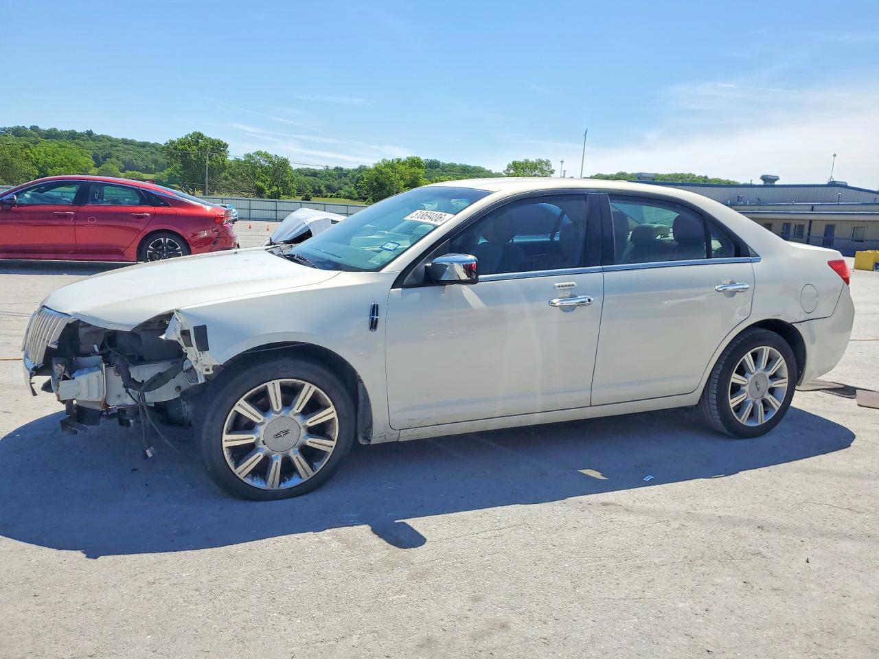 Salvage Lincoln MKZ Image