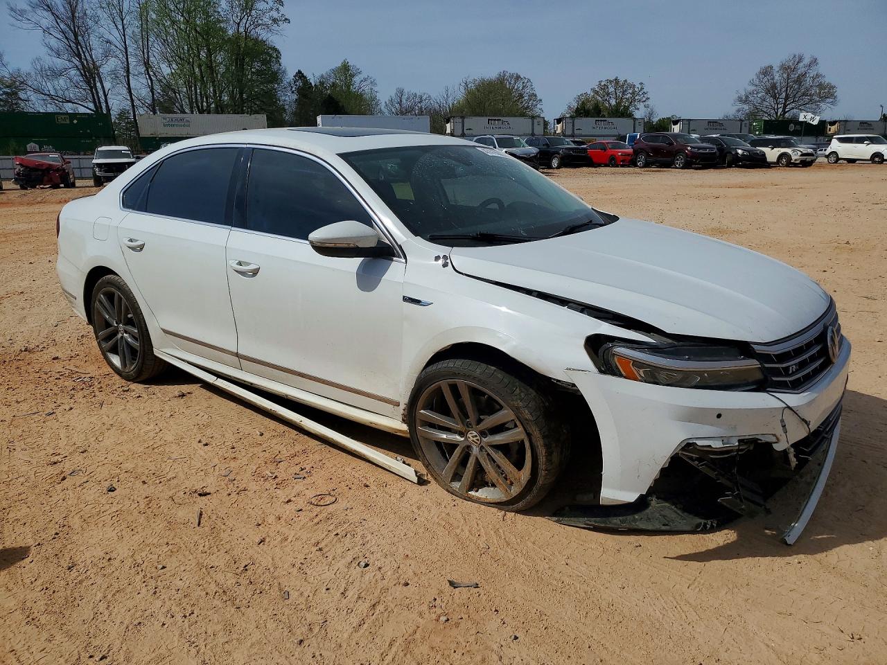 Volkswagen Passat Se R-line