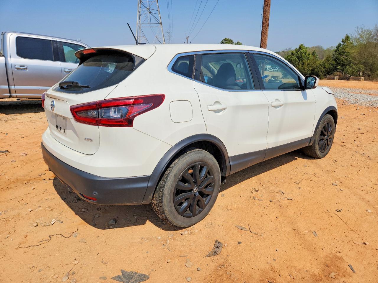Nissan Rogue S