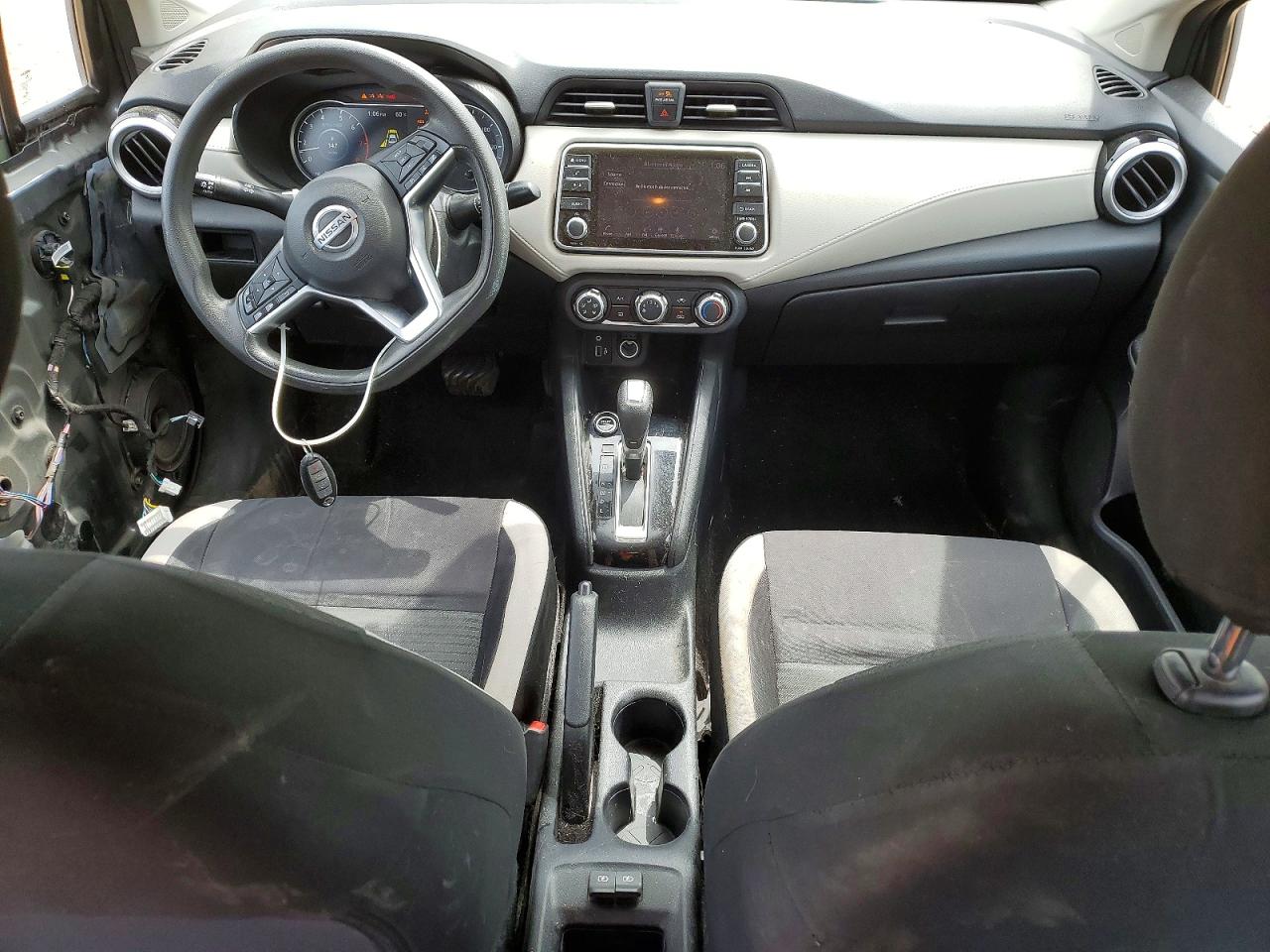Nissan Versa Sv
