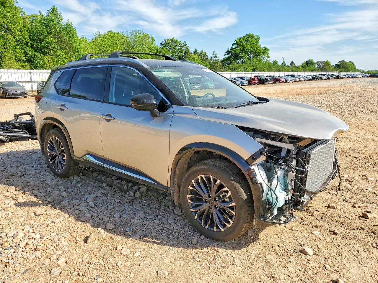 Nissan Rogue Platinum