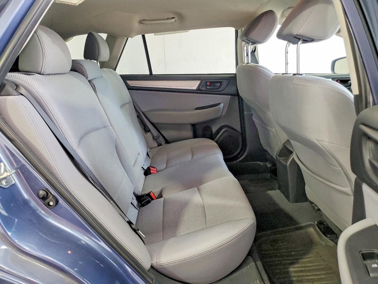 Subaru Outback 2.5i