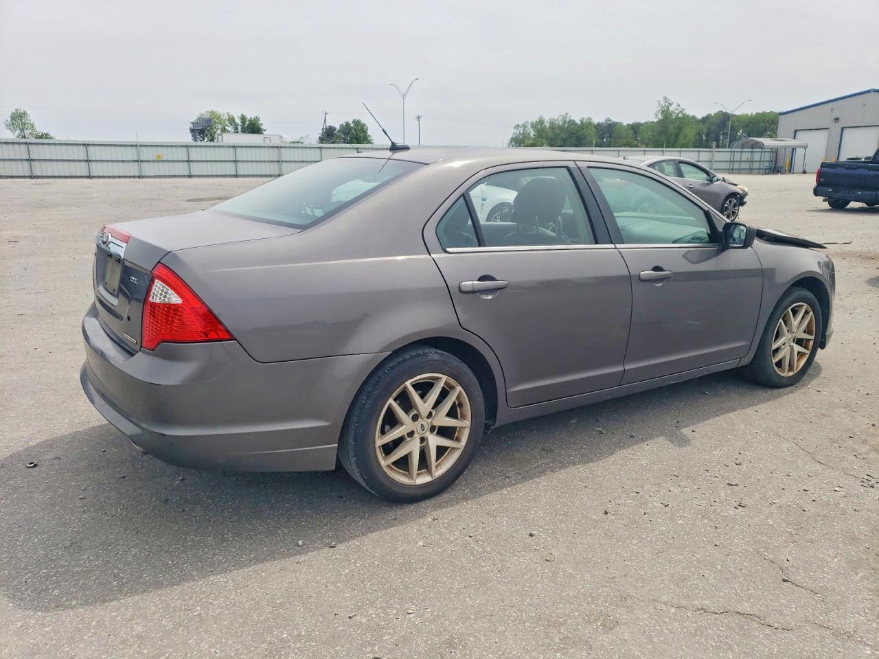 Ford Fusion Sel