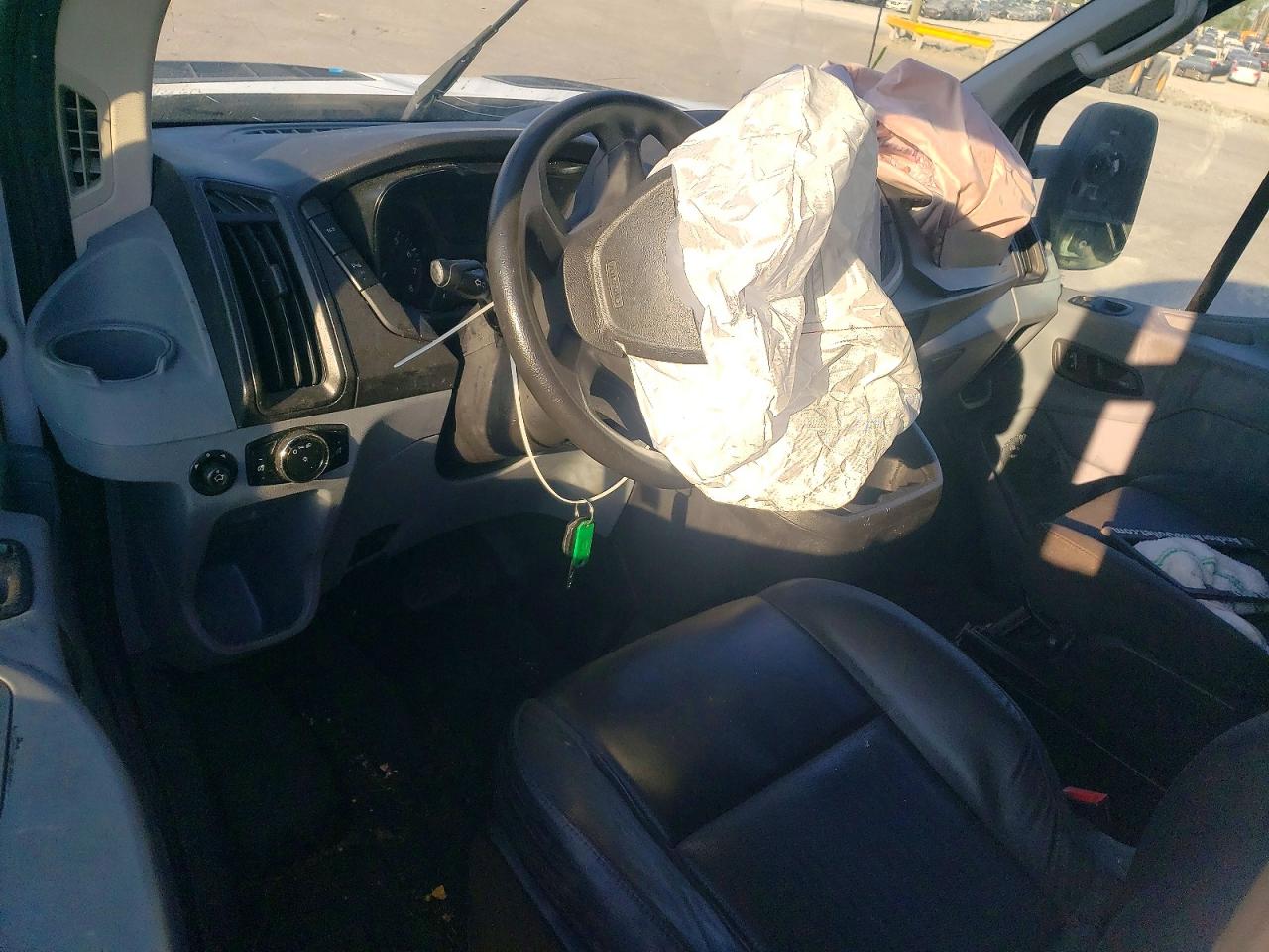 Ford Transit T-150