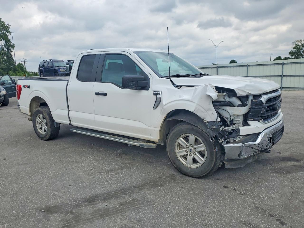 Ford F-150 Super Cab