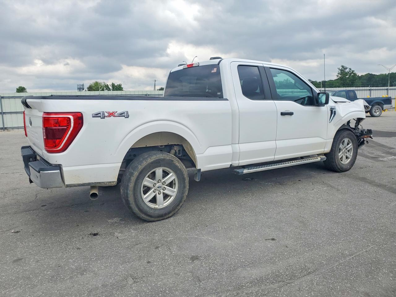 Ford F-150 Super Cab