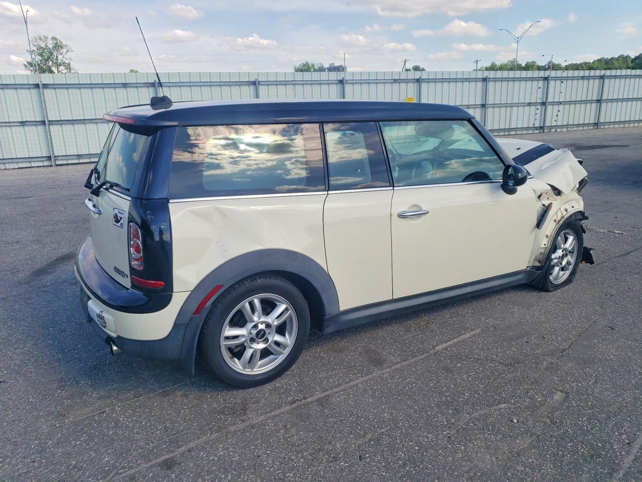 MINI Cooper Clubman