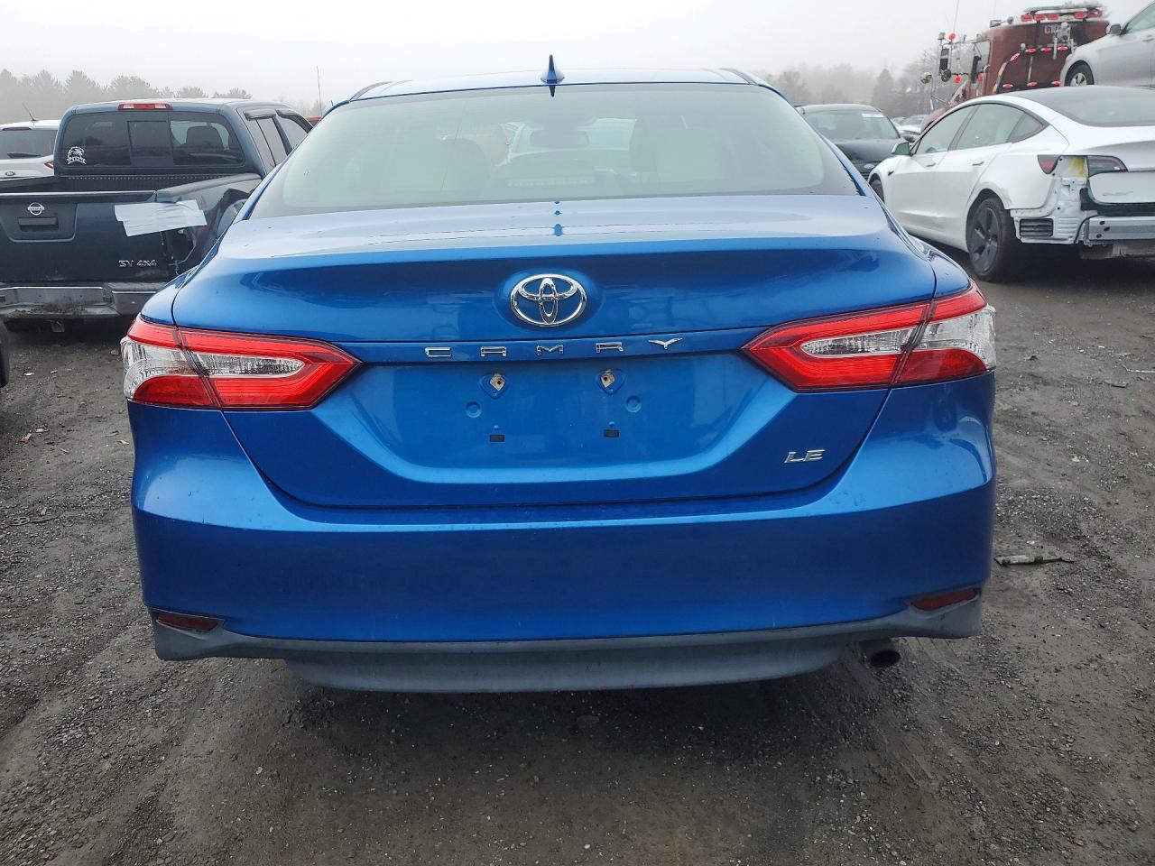 Toyota Camry Le