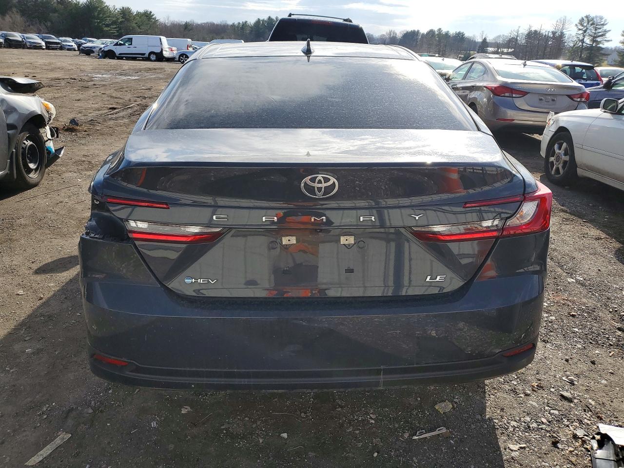 Toyota Camry Le