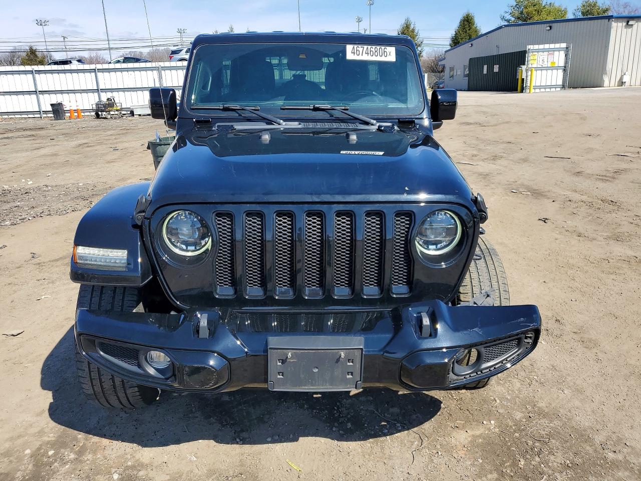 Jeep Wrangler Sahara