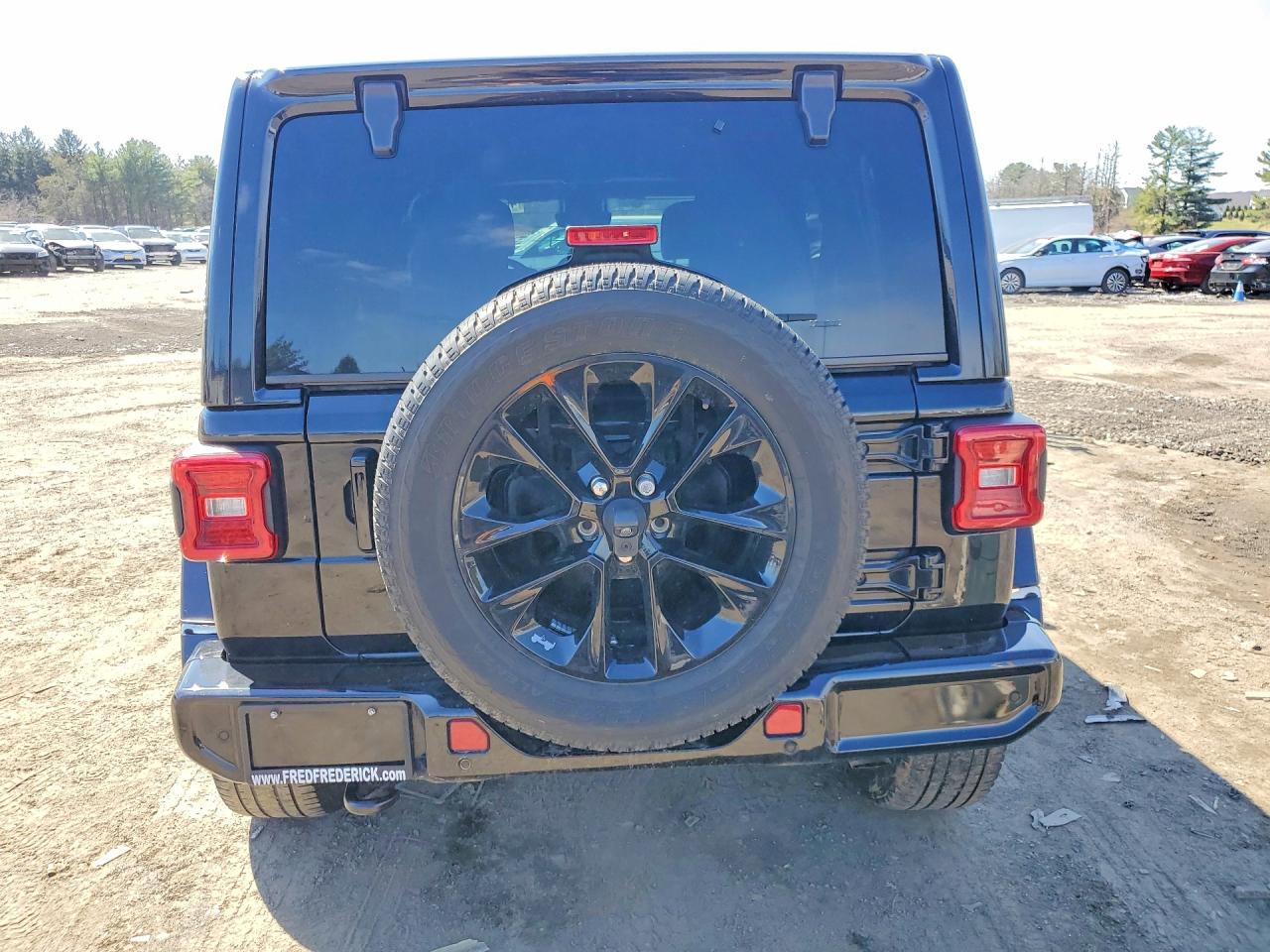 Jeep Wrangler Sahara