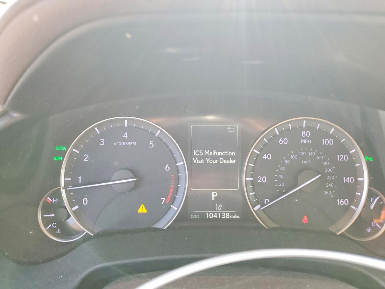 Lexus RX Base
