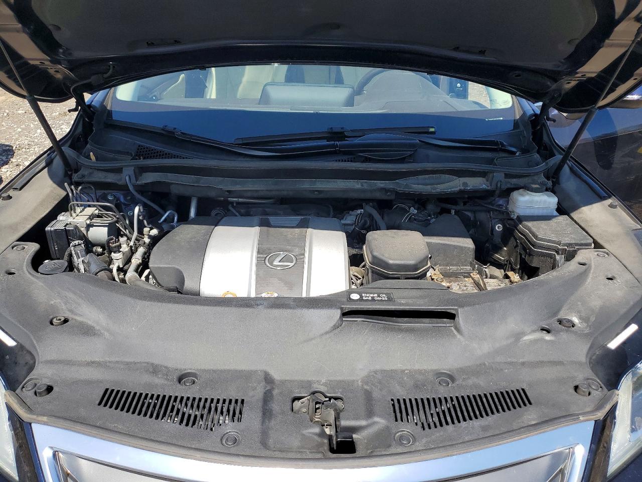 Lexus RX Base