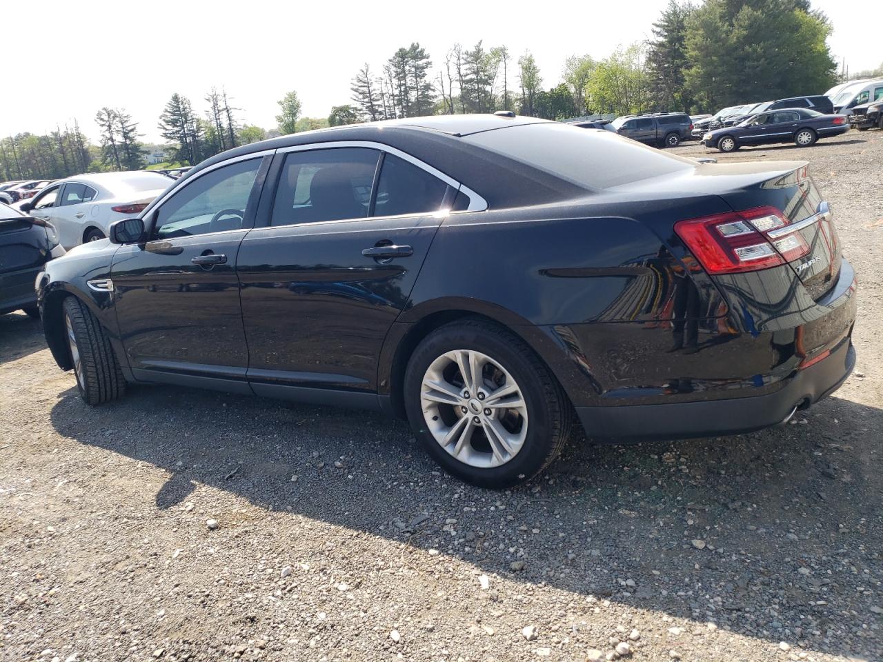 Ford Taurus Se