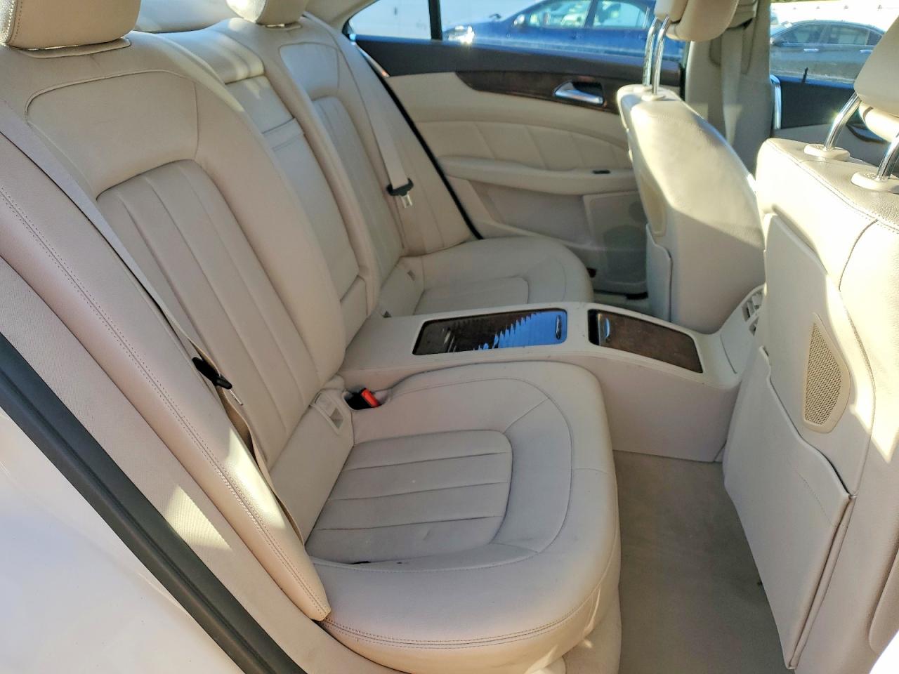Mercedes-Benz C-Class 400