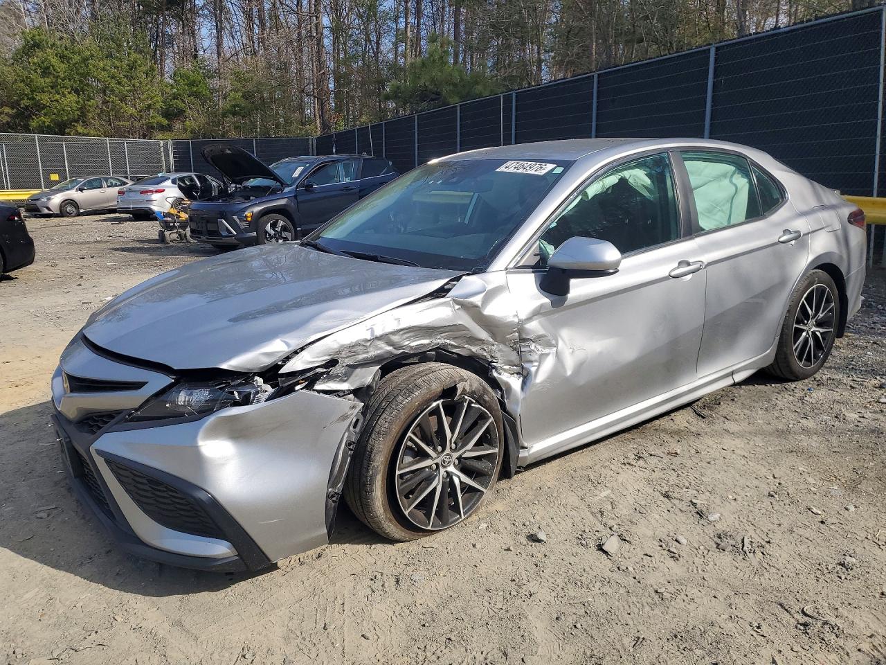 Salvage Toyota Camry Image