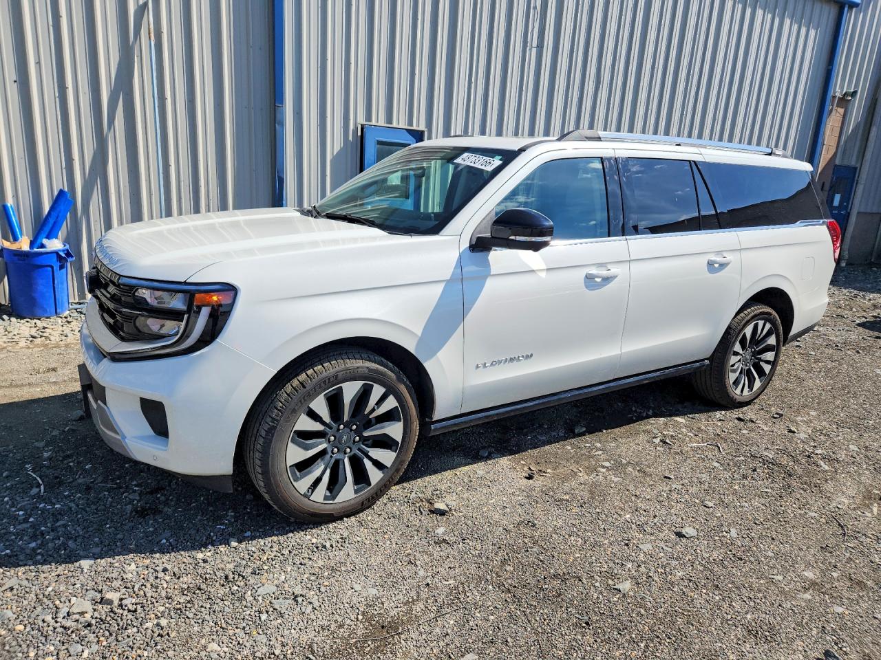 Salvage Ford Expedition Image