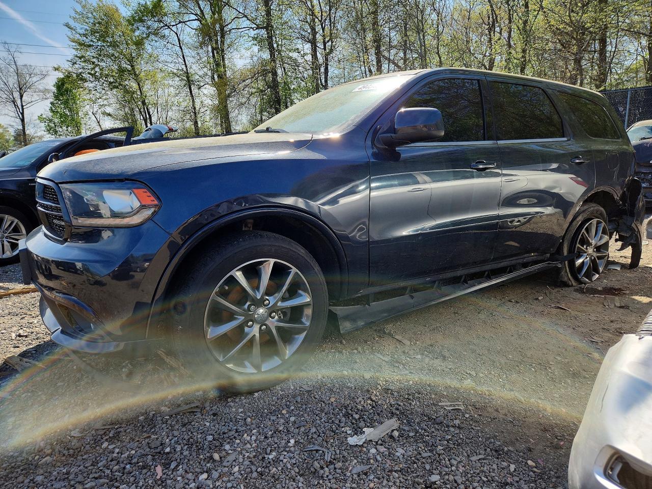 Salvage Dodge Durango Image