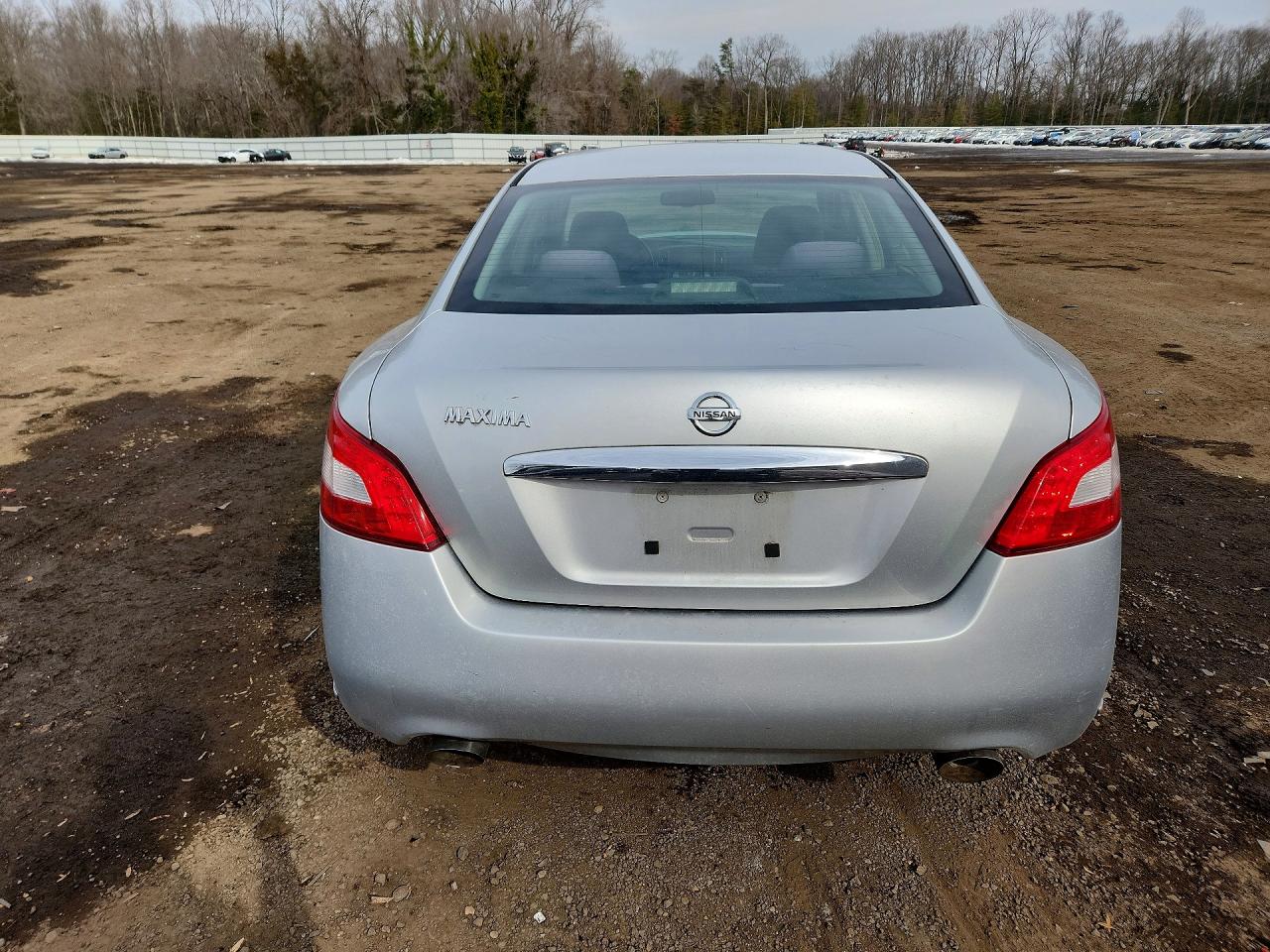 Nissan Maxima