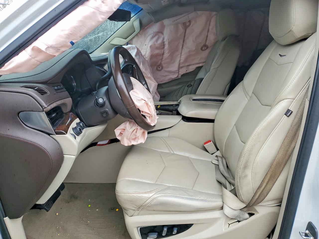 Cadillac Escalade Luxury