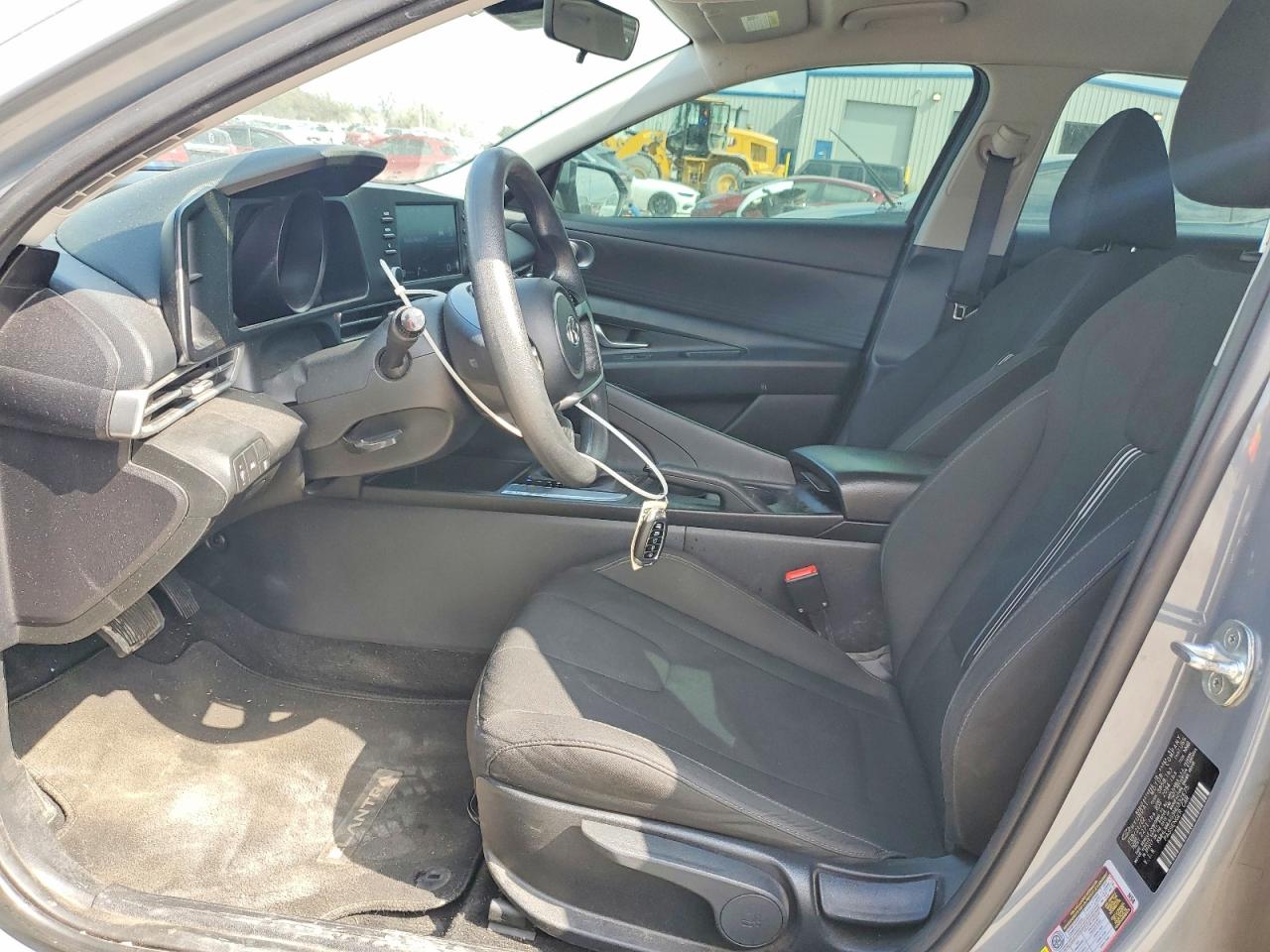 Hyundai ELANTRA Sel