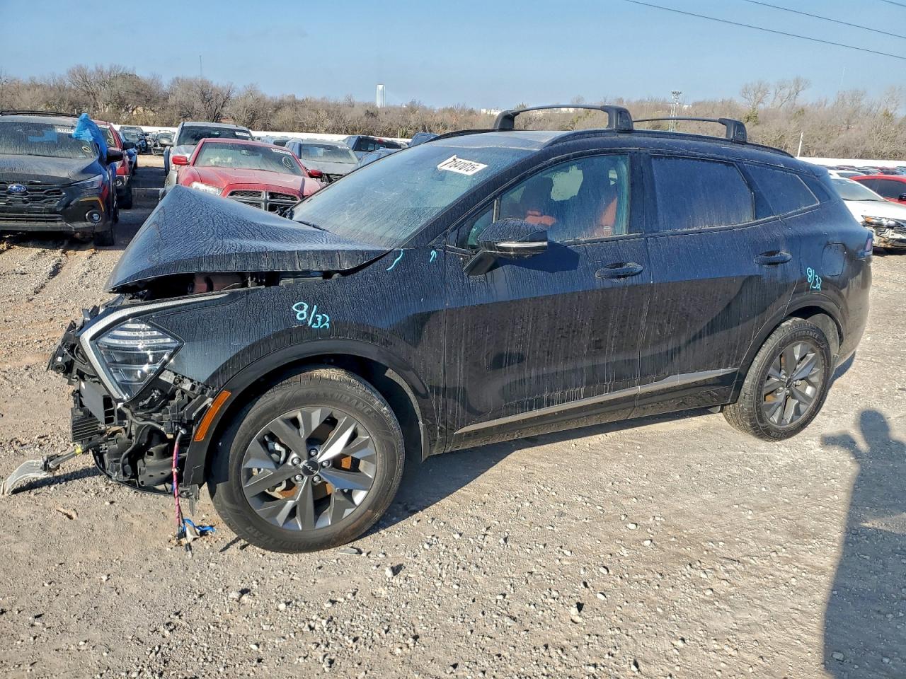 Salvage Kia Sportage Image