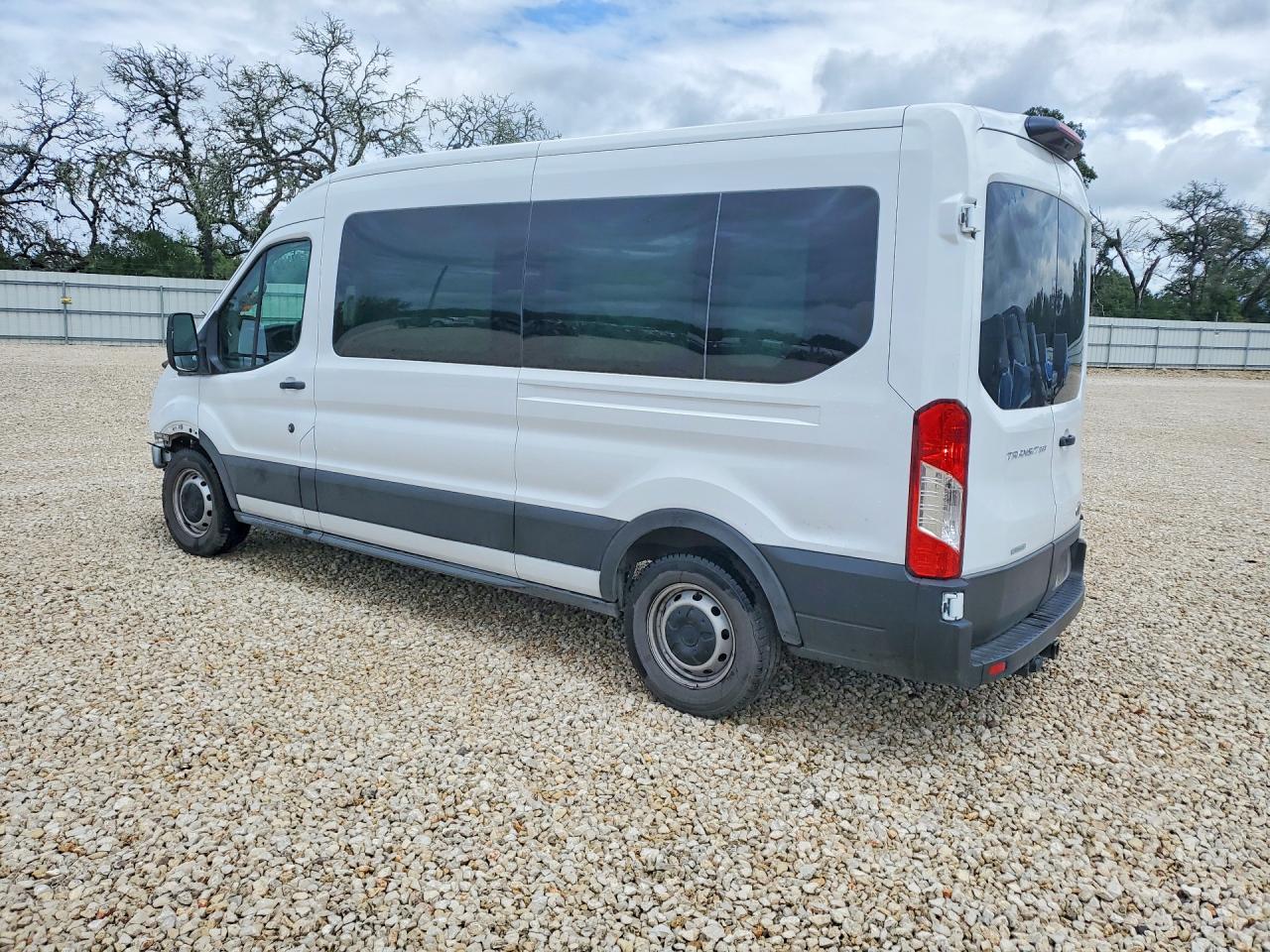 Ford Transit T-350
