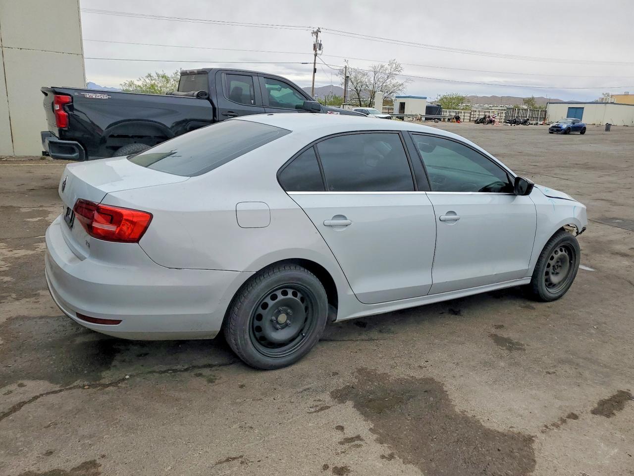 Volkswagen Jetta S