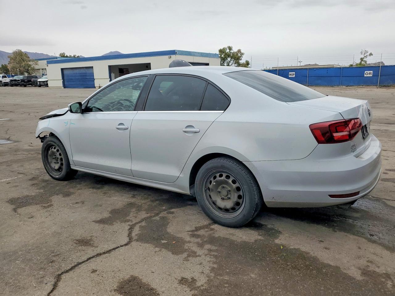 Volkswagen Jetta S