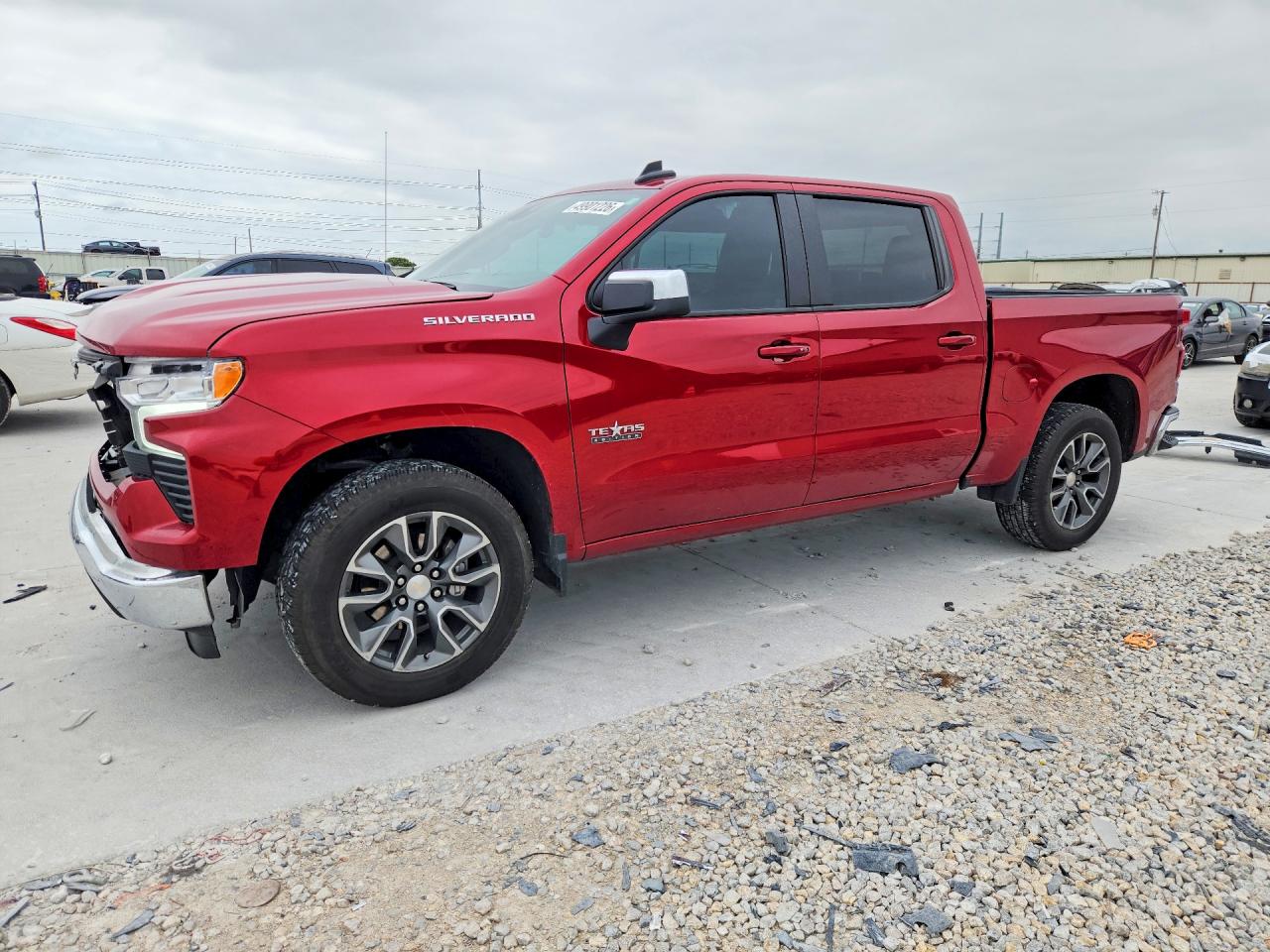 Salvage Chevrolet Silverado Image