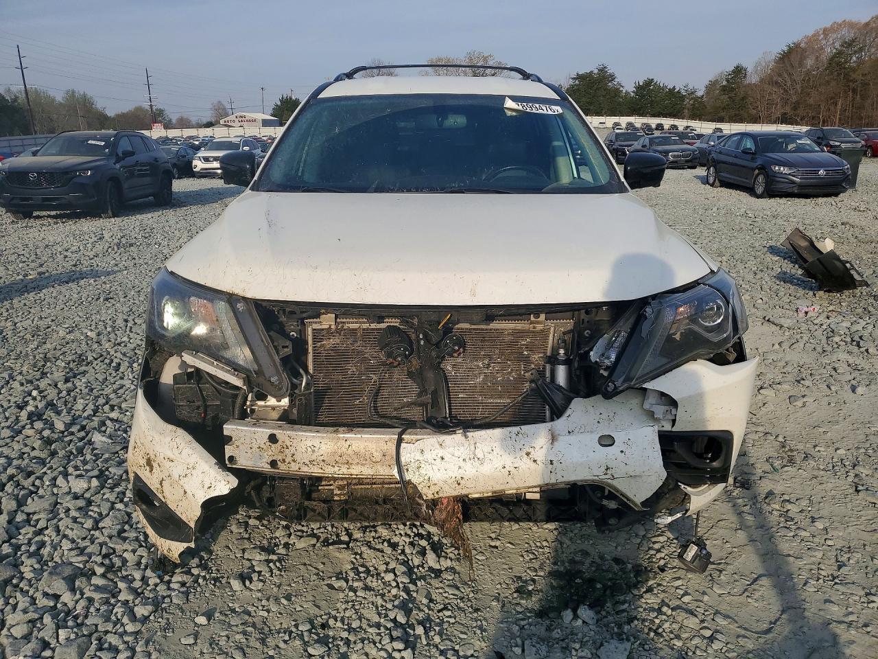 Nissan Pathfinder Sl