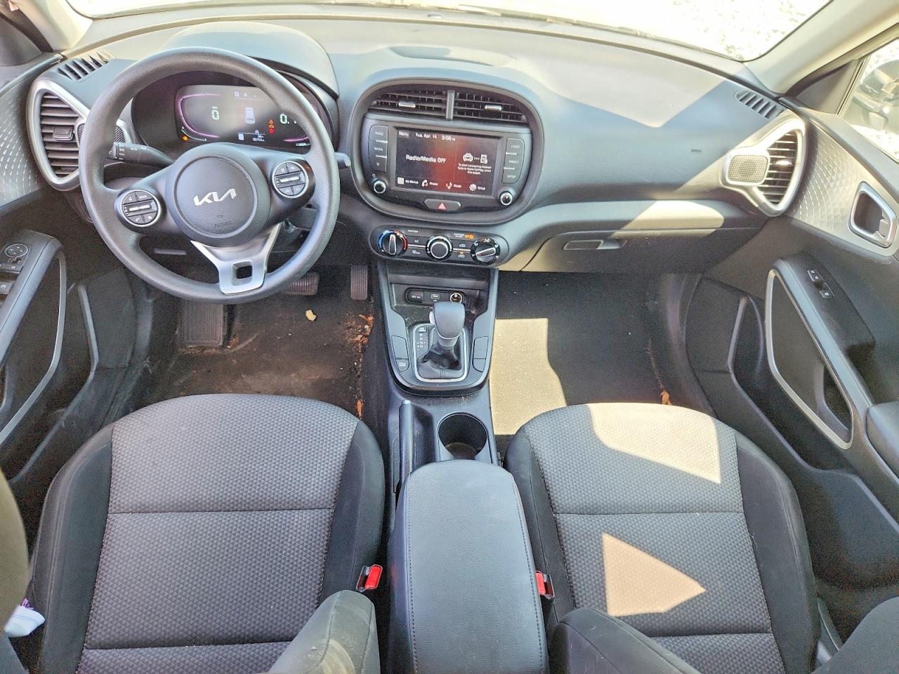 Kia Soul Lx