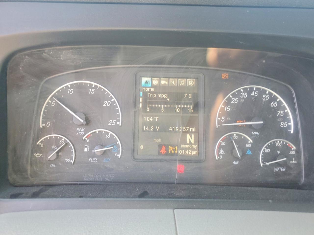 Freightliner Cascadia 126
