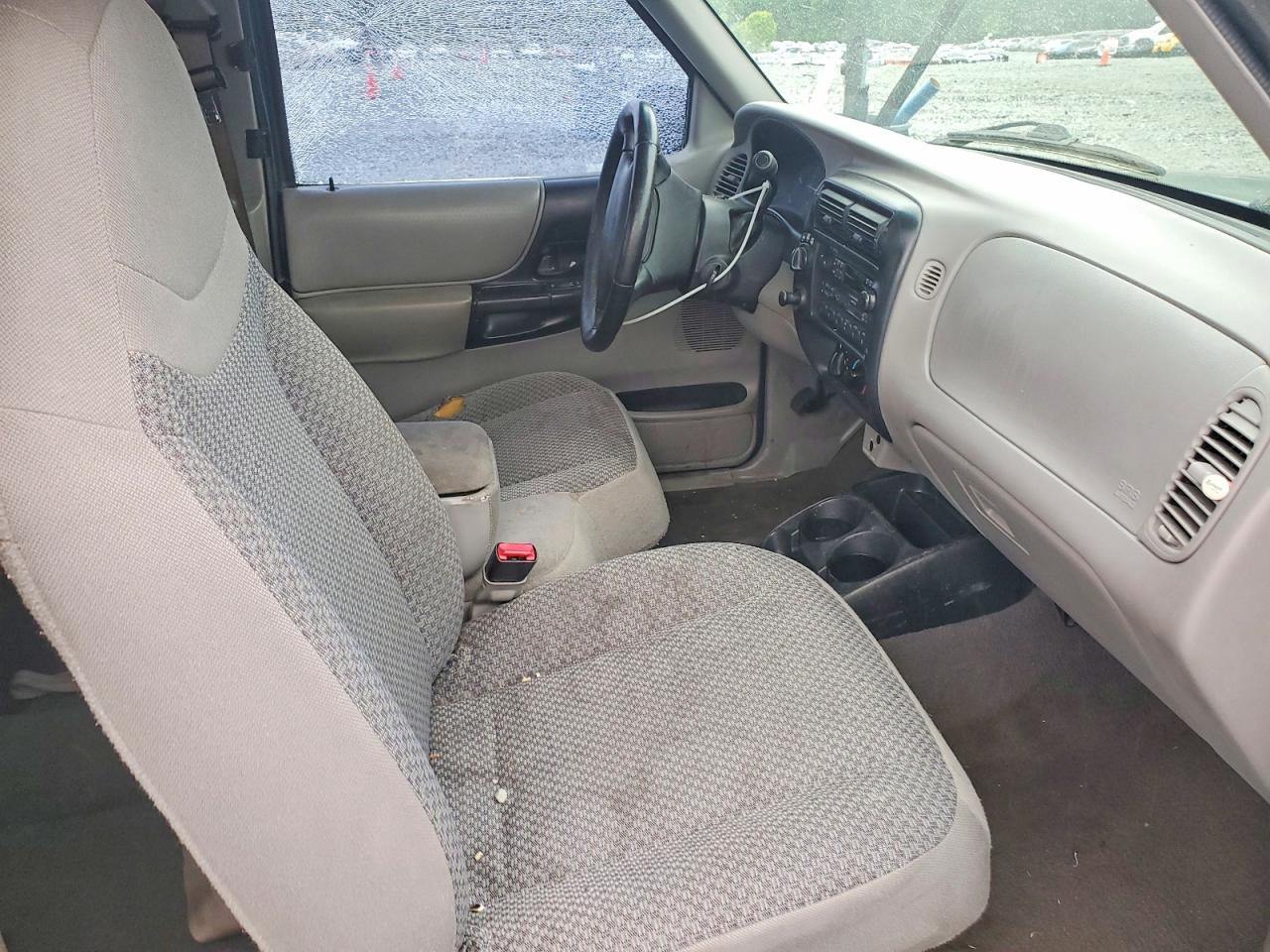 Ford Ranger Super Cab