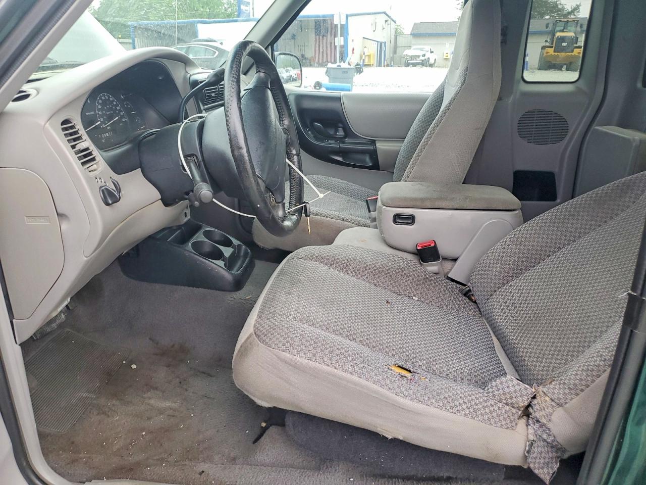 Ford Ranger Super Cab