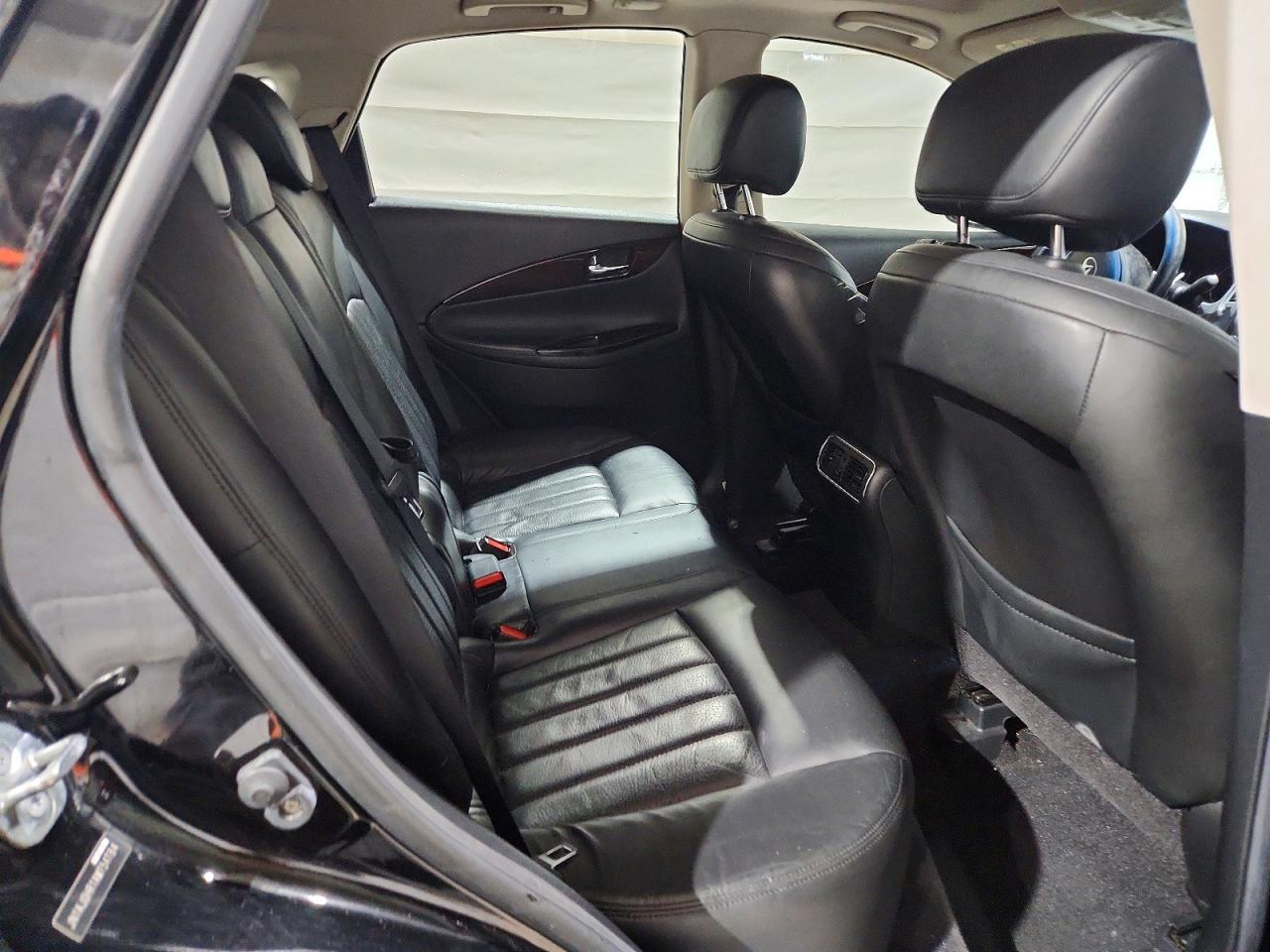 INFINITI Ex Base